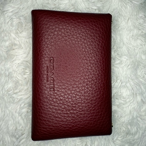 Coach Turnlock Card Case - Picture 2 of 4